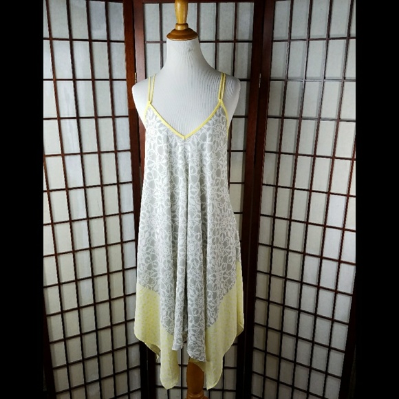 Love Stitch Dresses & Skirts - LOVESTITCH CROSS ways Piece of the Geo Dress